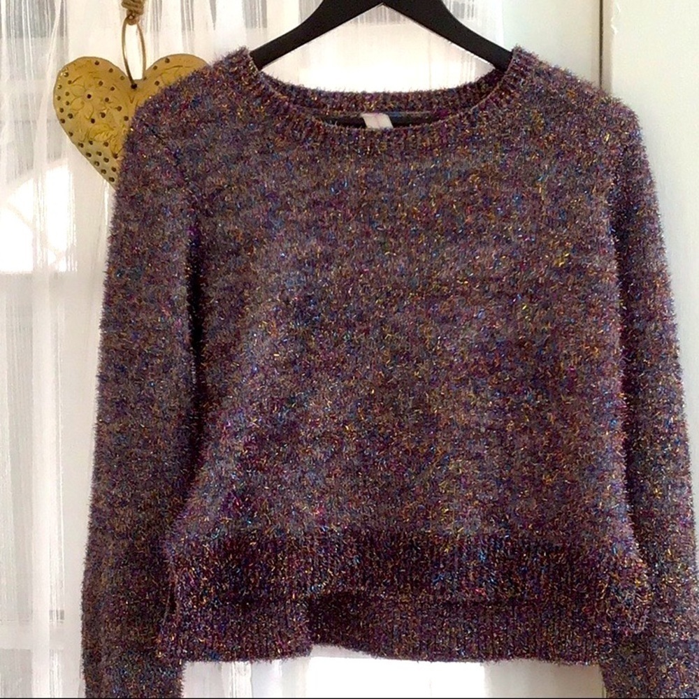 NOBO sz XL. METALLIC THREADS CROP HILO SWEATER